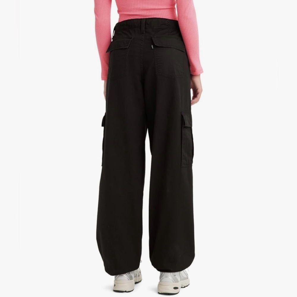 Levi's Black Cargo Pants